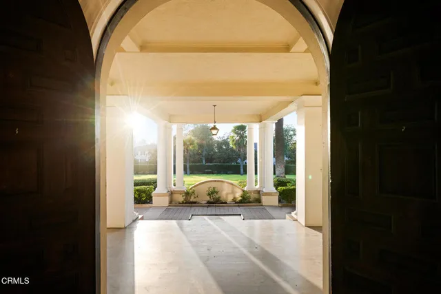 $12,000,000 | 1230 South Oakland Avenue, Pasadena, CA 91106