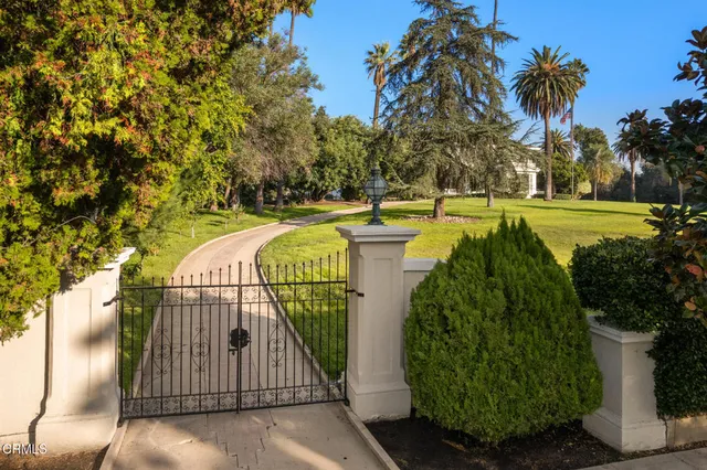 $12,000,000 | 1230 South Oakland Avenue, Pasadena, CA 91106