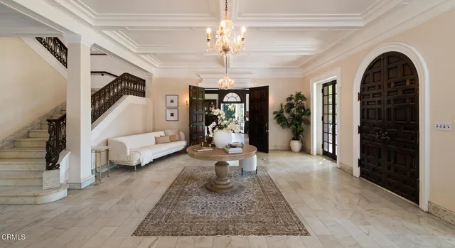 $12,000,000 | 1230 South Oakland Avenue, Pasadena, CA 91106