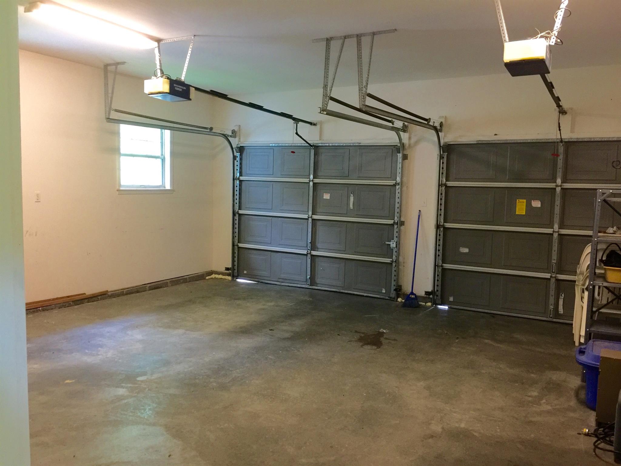 128 East Campbell Road Madison, TN 37115 - Photo 25 of 26 Side entry two car garage was an addition.