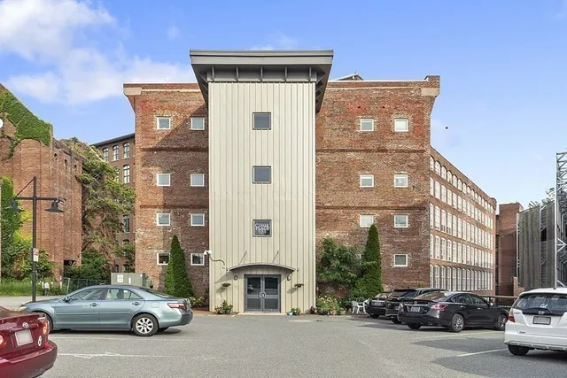 a car parked in front of a building