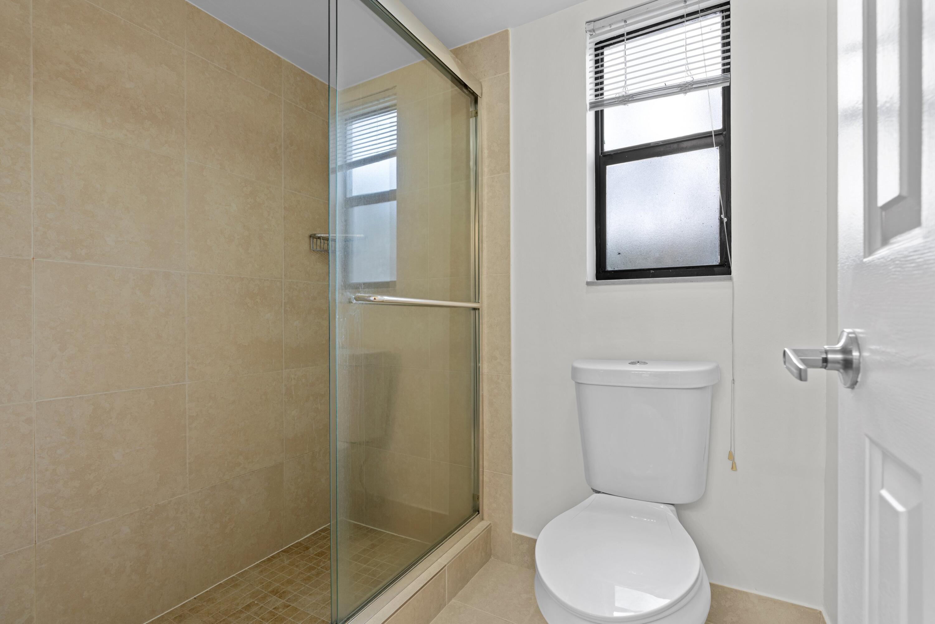 3129 Millwood Terrace, Unit 1380 Boca Raton, FL 33431 - Photo 11 of 29 Master Bathroom