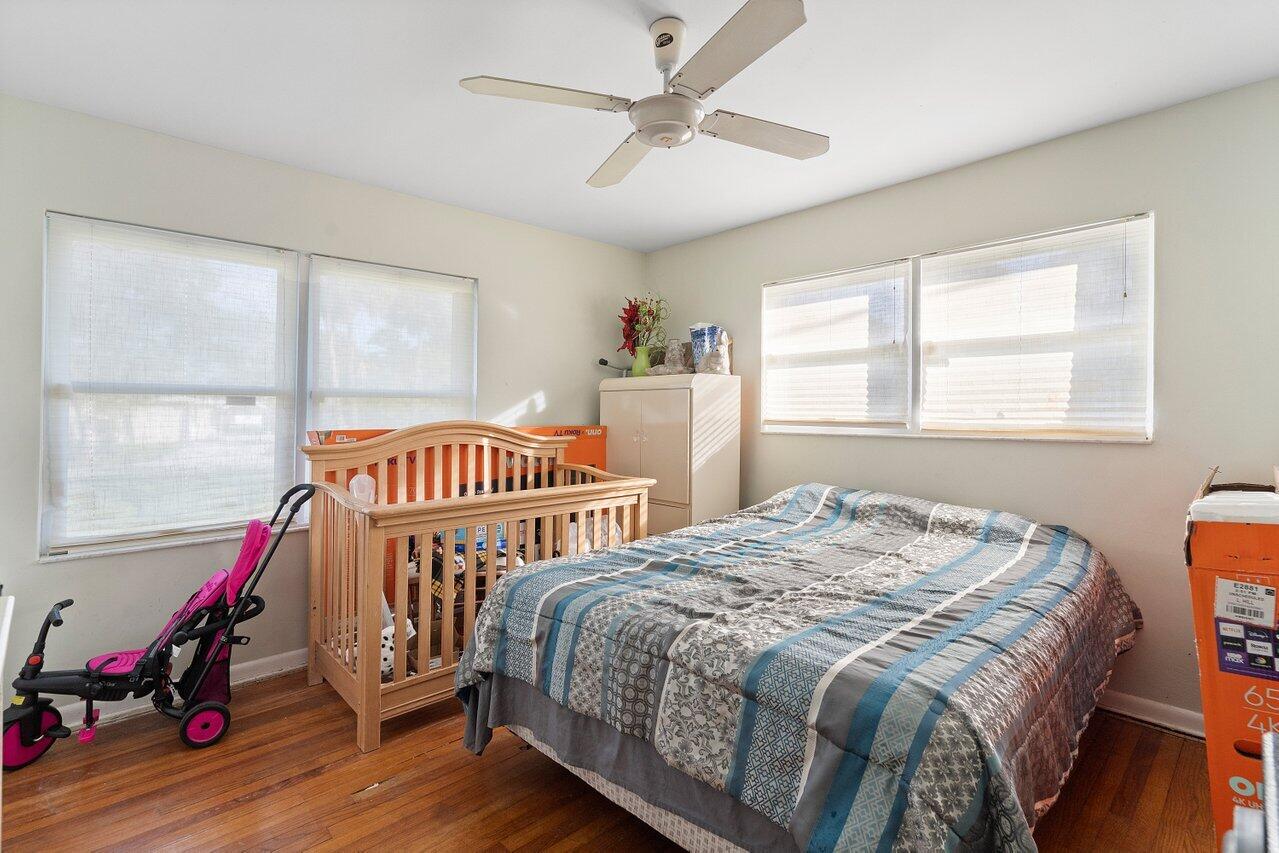 5262 Club Road Haverhill, FL 33415 - Photo 18 of 27 019-5262ClubRoad-Haverhill-FL-33415-SMAL