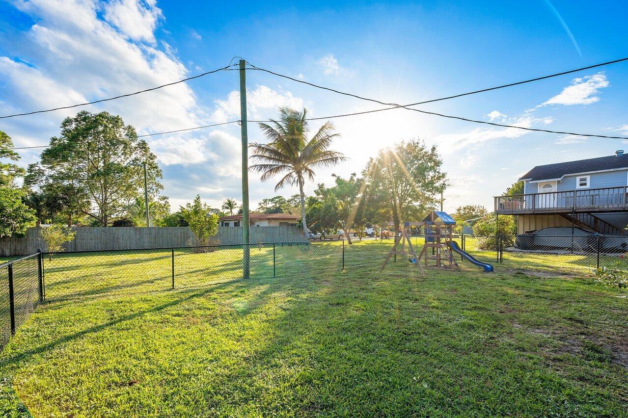 5262 Club Road Haverhill, FL 33415 - Photo 27 of 27 029-5262ClubRoad-Haverhill-FL-33415-SMAL