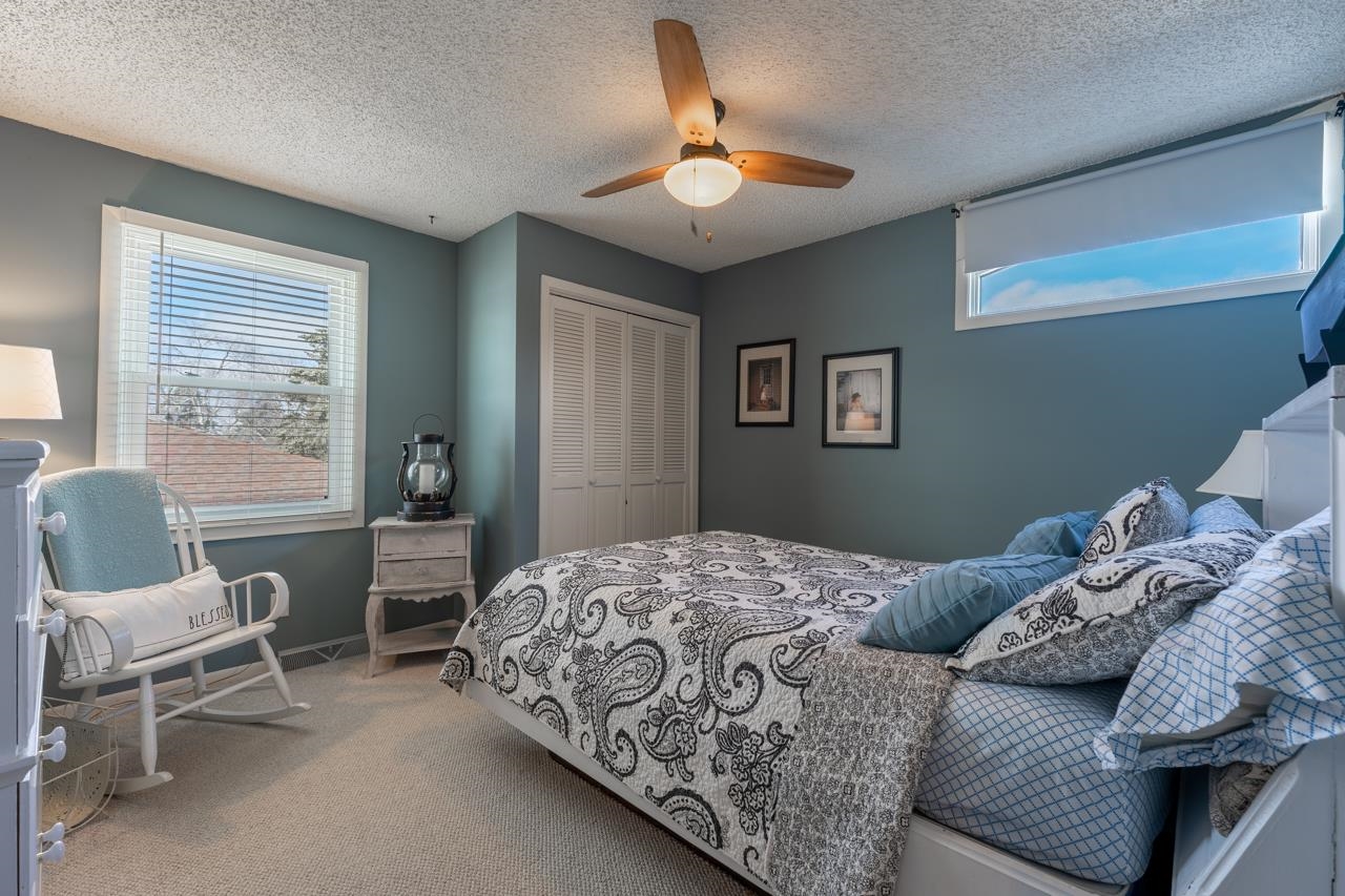 1435 Pier Drive Lake Summerset, IL 61019 - Photo 17 of 35 a bedroom with a bed and chair