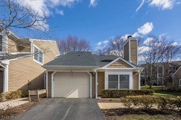 $585,000 | 35 Cambridge Road, Bedminster, NJ 07921