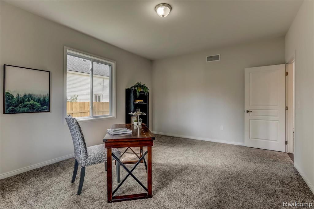 403 1st Street Rochester, MI 48307 - Photo 10 of 40