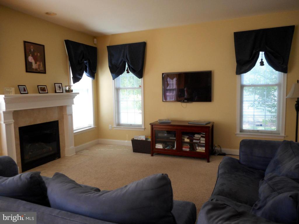 276 Squire Lane Lititz, PA 17543 - Photo 15 of 33