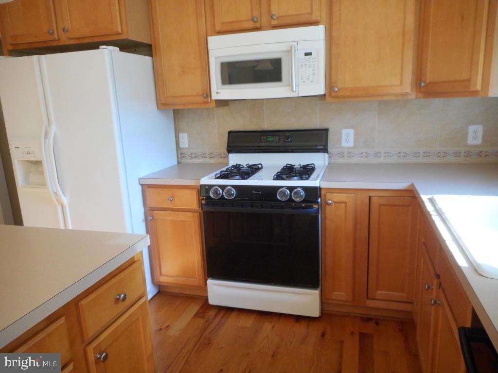 276 Squire Lane Lititz, PA 17543 - Photo 9 of 33
