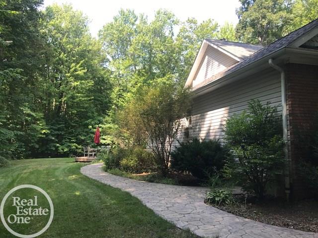 218 Wadhams Road St. Clair, MI 48079 - Photo 2 of 22 31328918-2.JPG