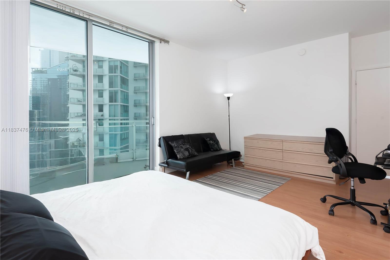 90 Southwest 3rd Street, Unit 2113 Miami, FL 33130 - Photo 16 of 36