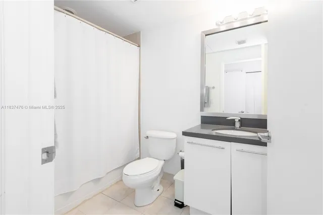 $630,000 | 90 Southwest 3rd Street, Unit 2113, Miami, FL 33130