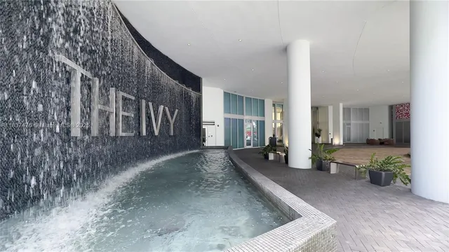 $630,000 | 90 Southwest 3rd Street, Unit 2113, Miami, FL 33130