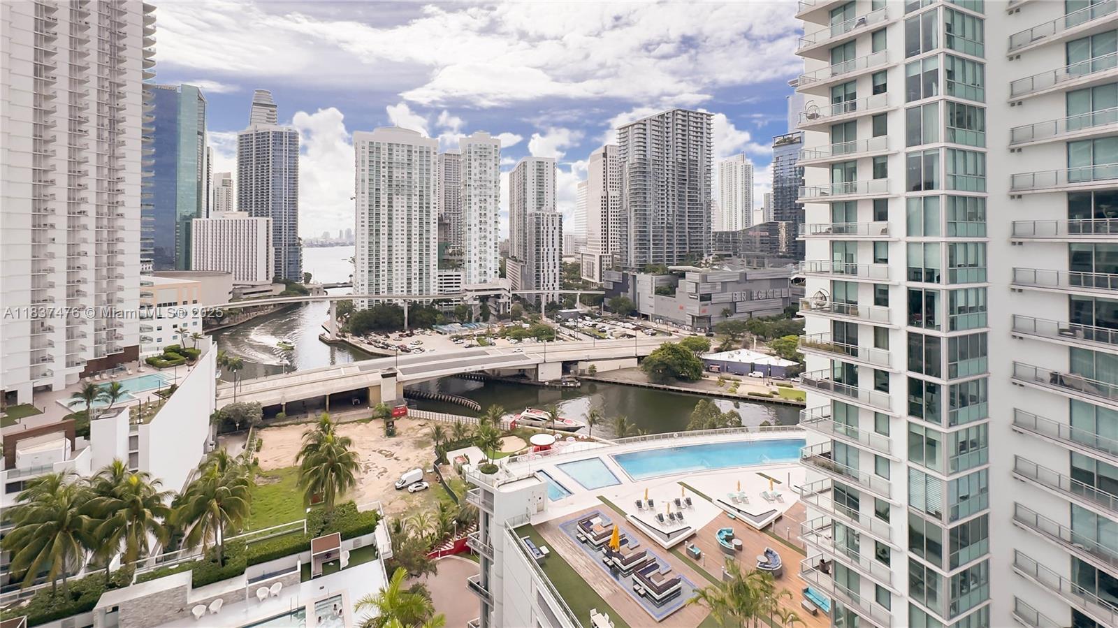 90 Southwest 3rd Street, Unit 2113 Miami, FL 33130 - Photo 32 of 36