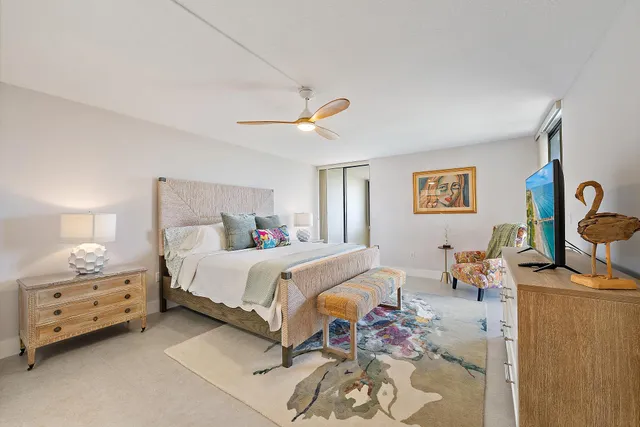 $735,000 | 5070 North Ocean Drive, Unit 4C, Singer Island, FL 33404