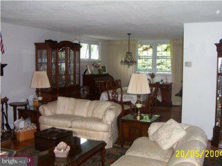 1011 Susan Road Philadelphia, PA 19115 - Photo 4 of 5