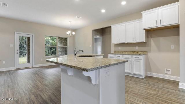 15262 Ridgeview Cove Biloxi, MS 39532 - Photo 14 of 28 Kitchen - Breakfast