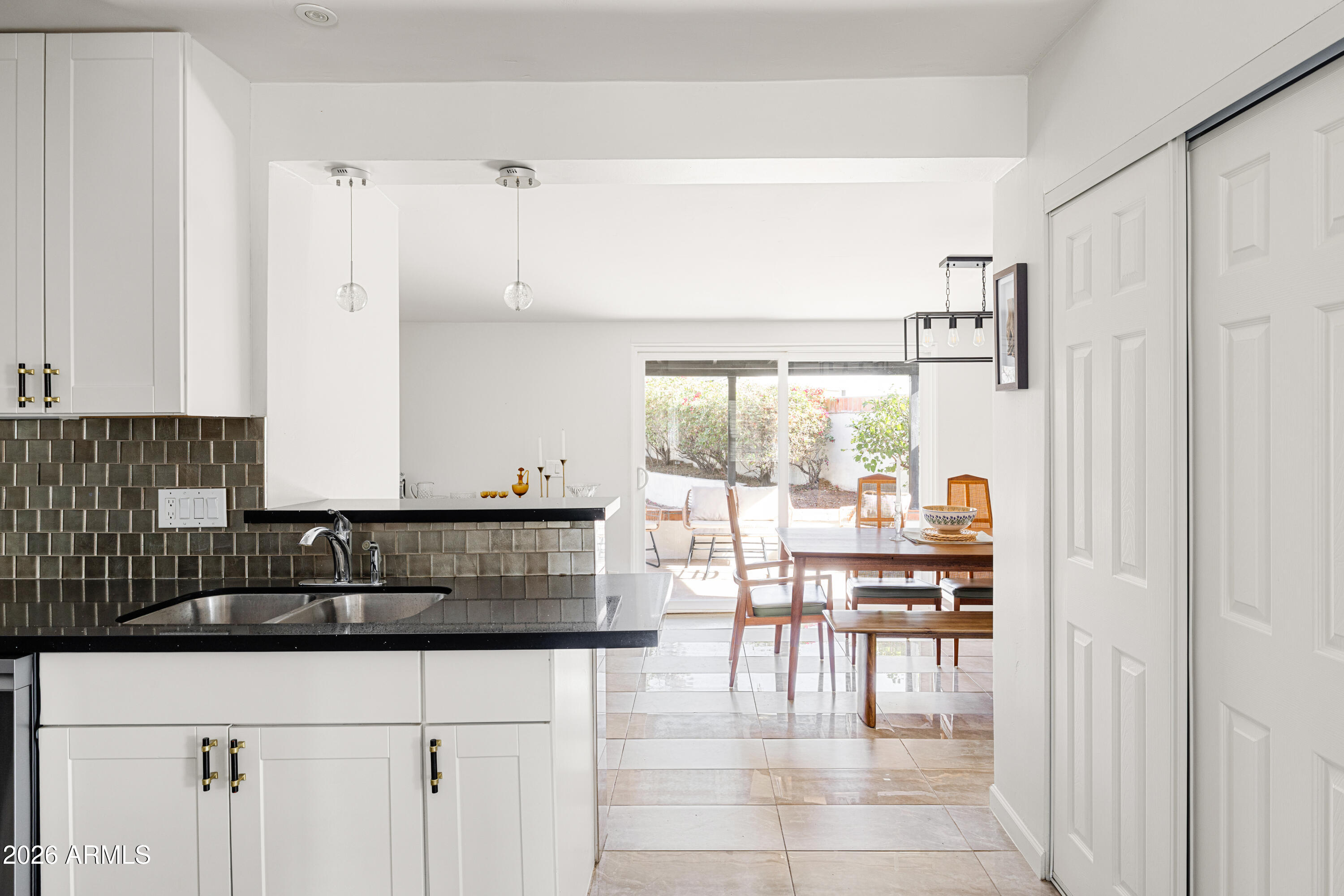 1118 East Colter Street Phoenix, AZ 85014 - Photo 12 of 35 Kitchen/Dining Area