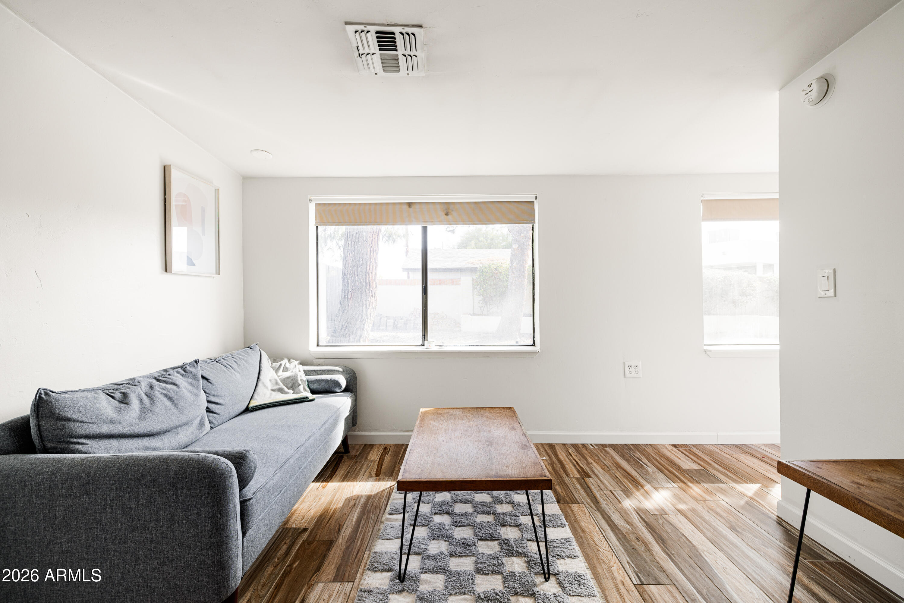 1118 East Colter Street Phoenix, AZ 85014 - Photo 32 of 35 Casita Living Area