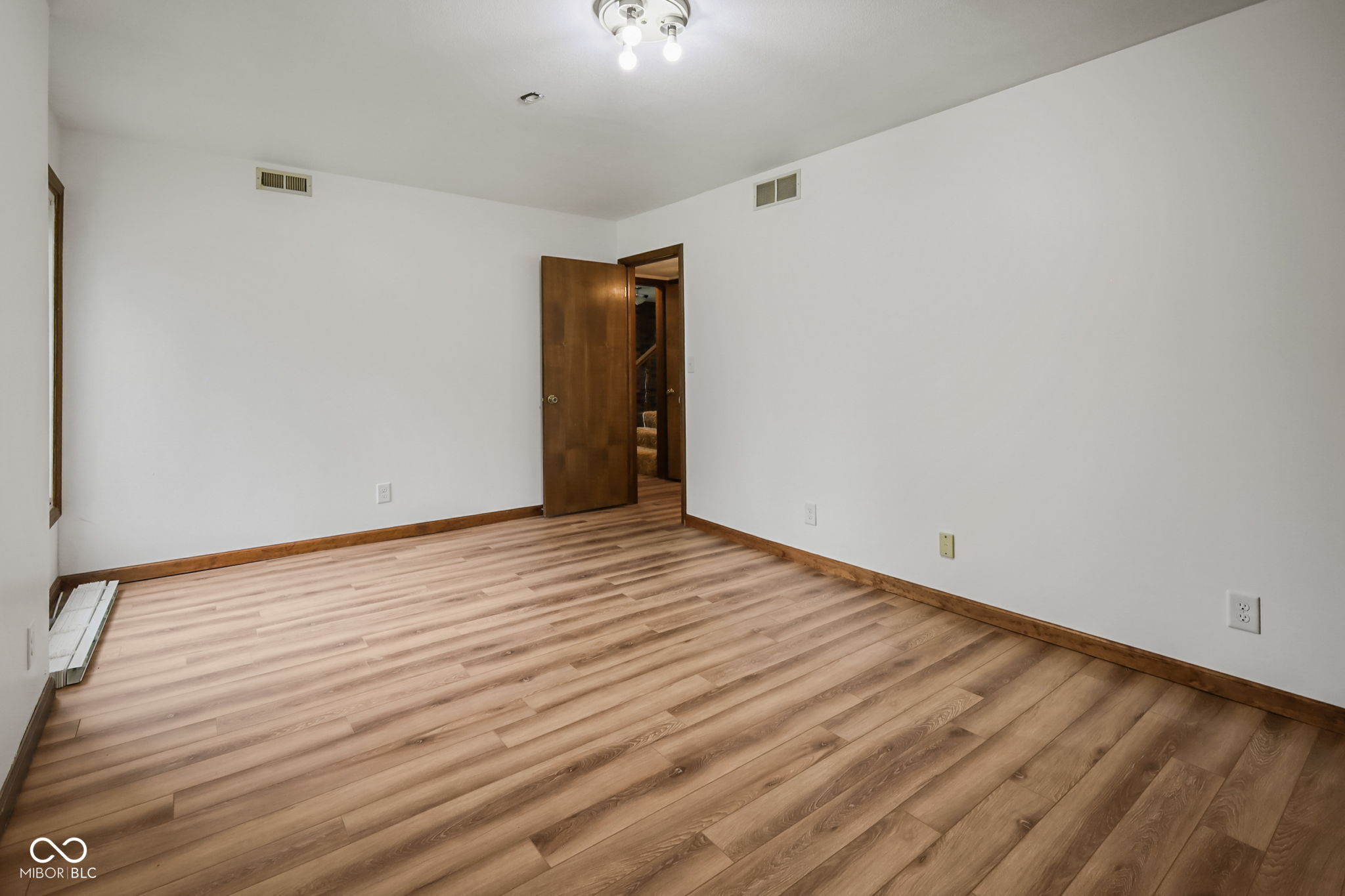 5730 West Epler Road Indianapolis, IN 46221 - Photo 18 of 48