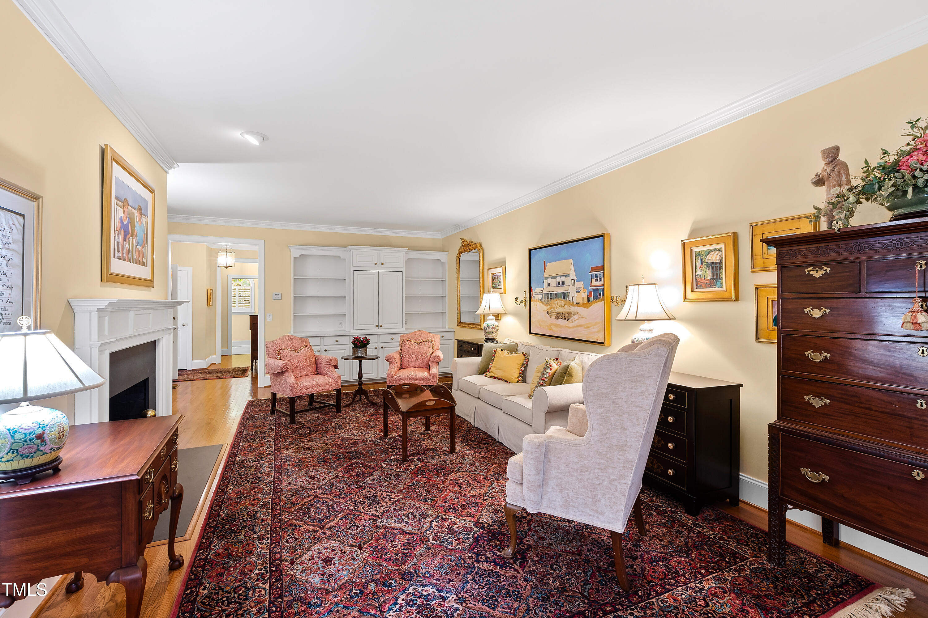 2316 Elmsford Way Raleigh, NC 27608 - Photo 11 of 42 living 4