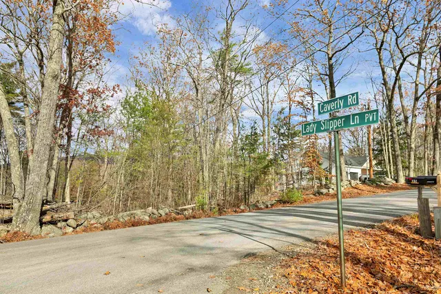 $139,999 | 7 Lady Slipper Lane, Center Tuftonboro, NH 03816