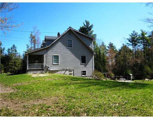 693 Middlesex Road Topsham, ME 04086 - Photo 17 of 17 Exterior Back.