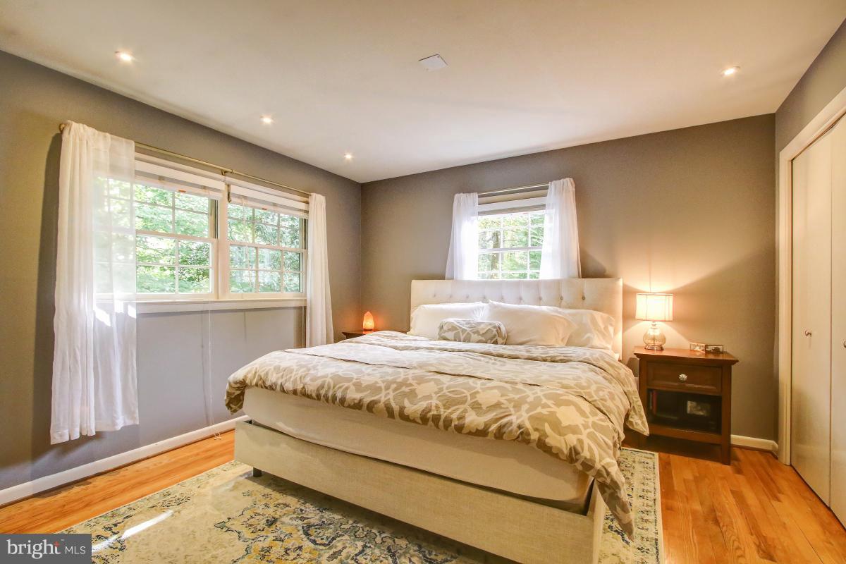 10707 Margate Road Silver Spring, MD 20901 - Photo 20 of 30 Bedroom (Master)