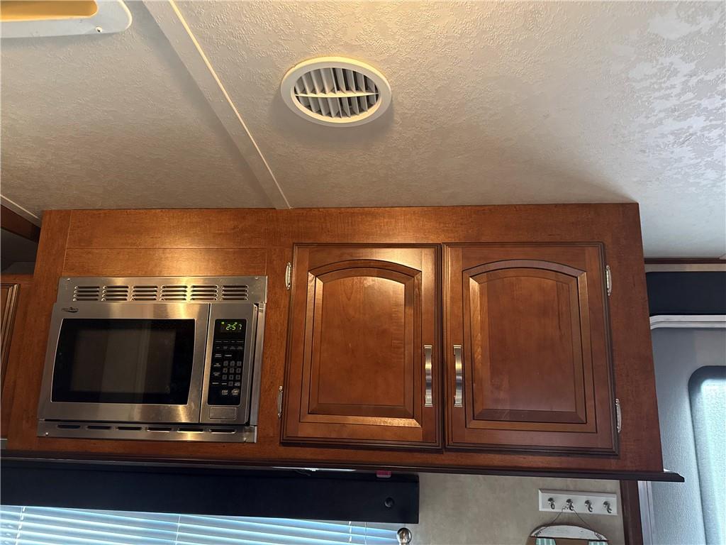 101 West Raintree Ridge Mound City, KS 66056 - Photo 14 of 28