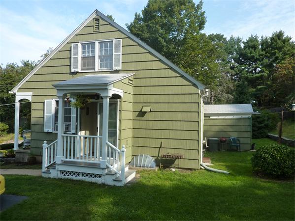 36 Warwick Road Gardner, MA 01440 - Photo 2 of 29 Gallery Image 2