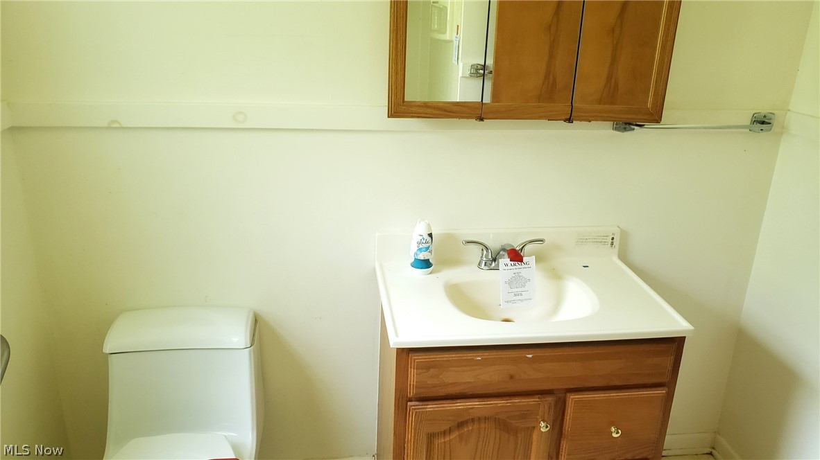 2468 Princeton Road Cleveland, OH 44118 - Photo 17 of 25