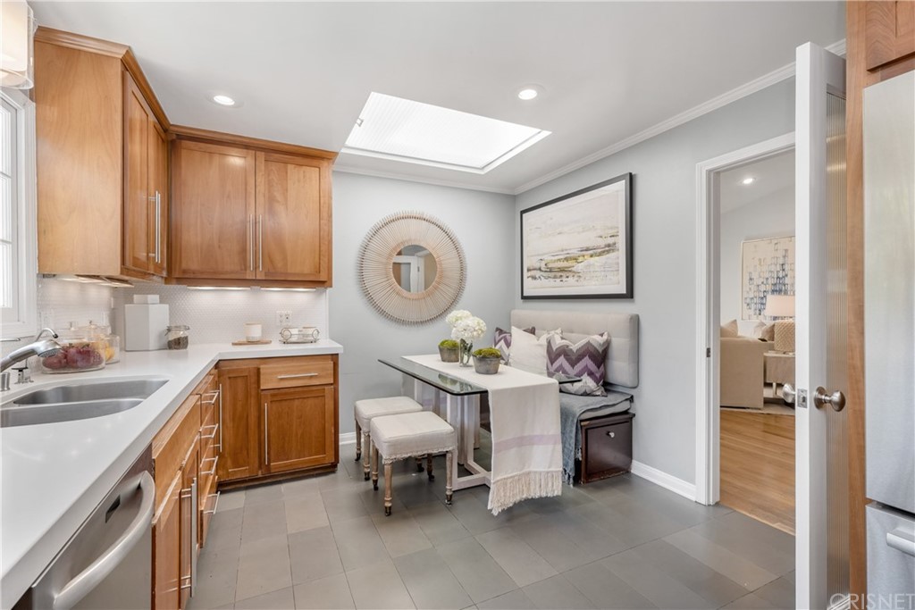 3300 Berry Drive Studio City, CA 91604 - Photo 25 of 35