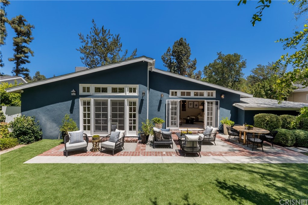 3300 Berry Drive Studio City, CA 91604 - Photo 31 of 35