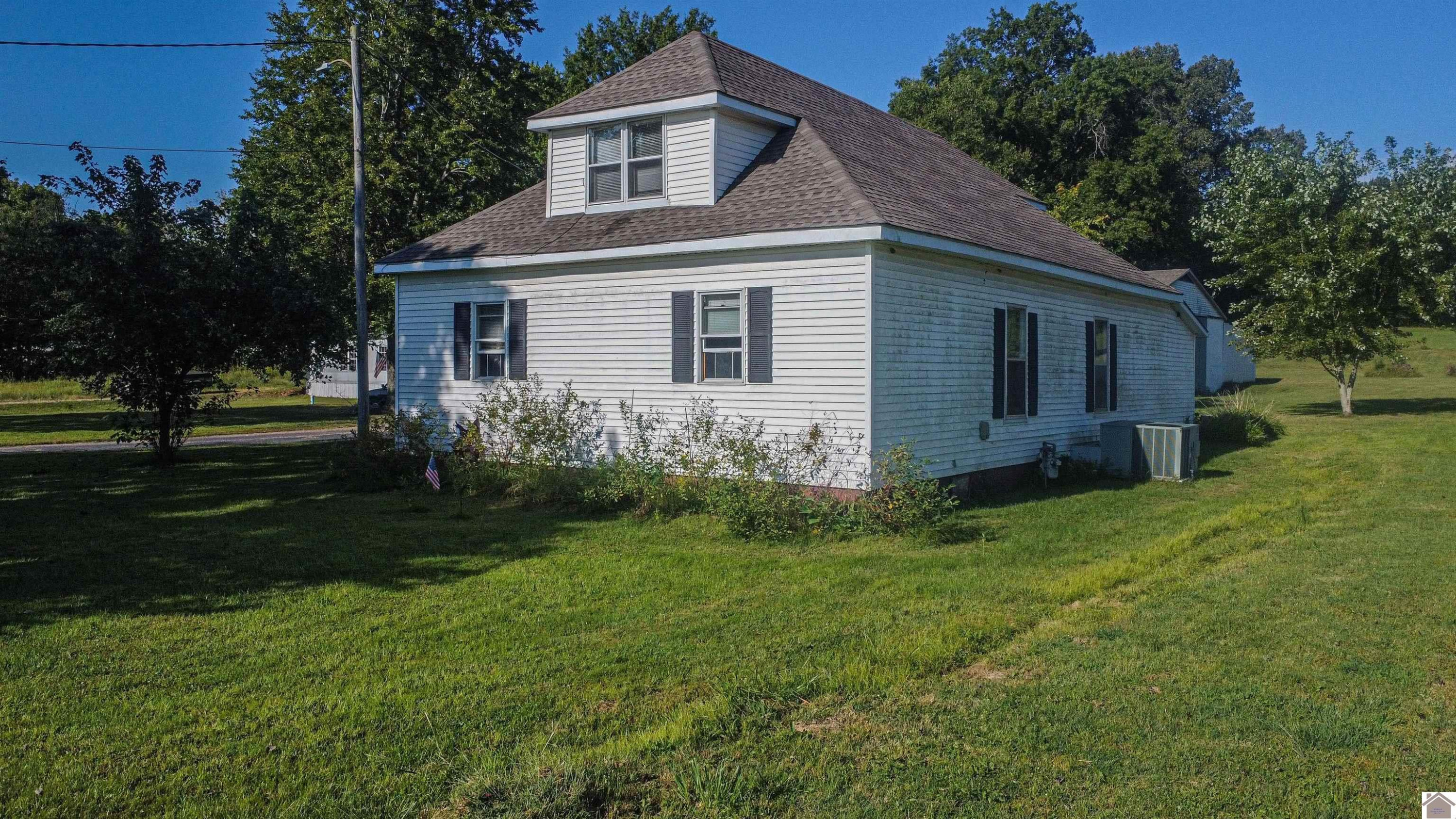 5179 Old Mayfield Road Paducah, KY 42003 - Photo 5 of 32 Photo 5