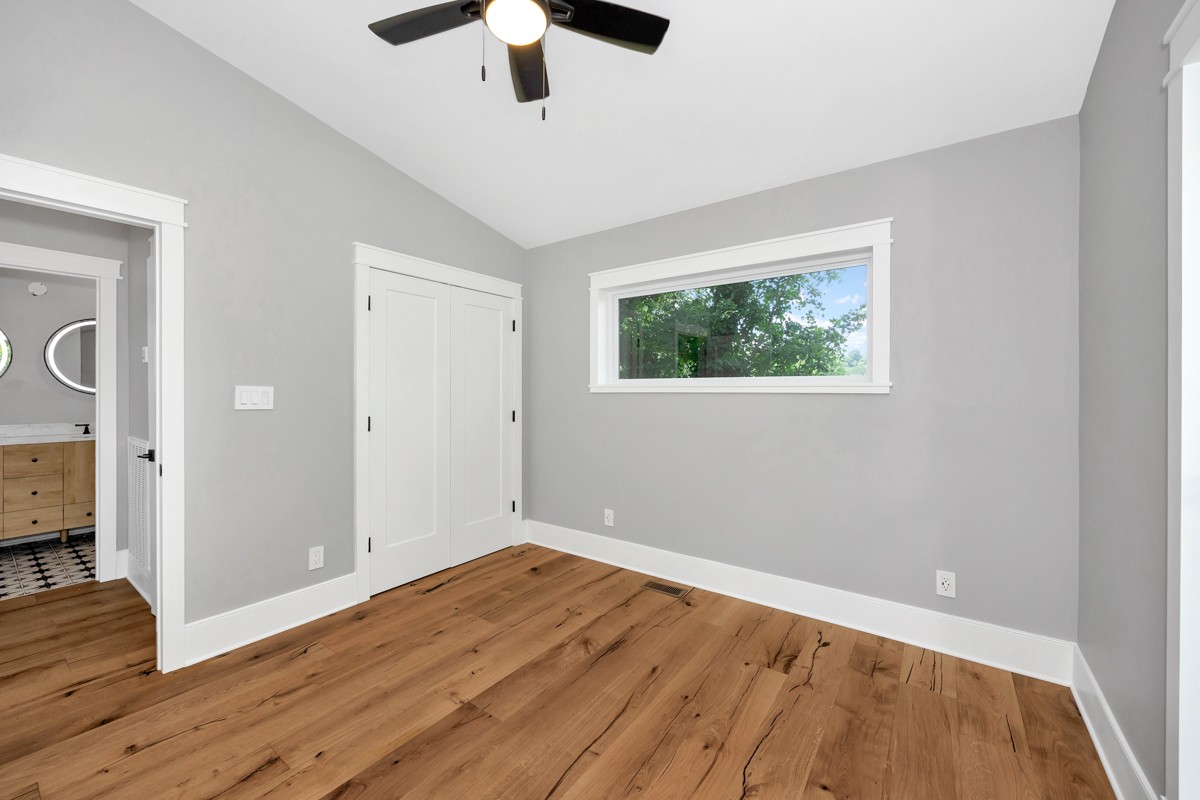 320 Park Street Pulaski, TN 38478 - Photo 19 of 46 wooden floor in an empty room with a window