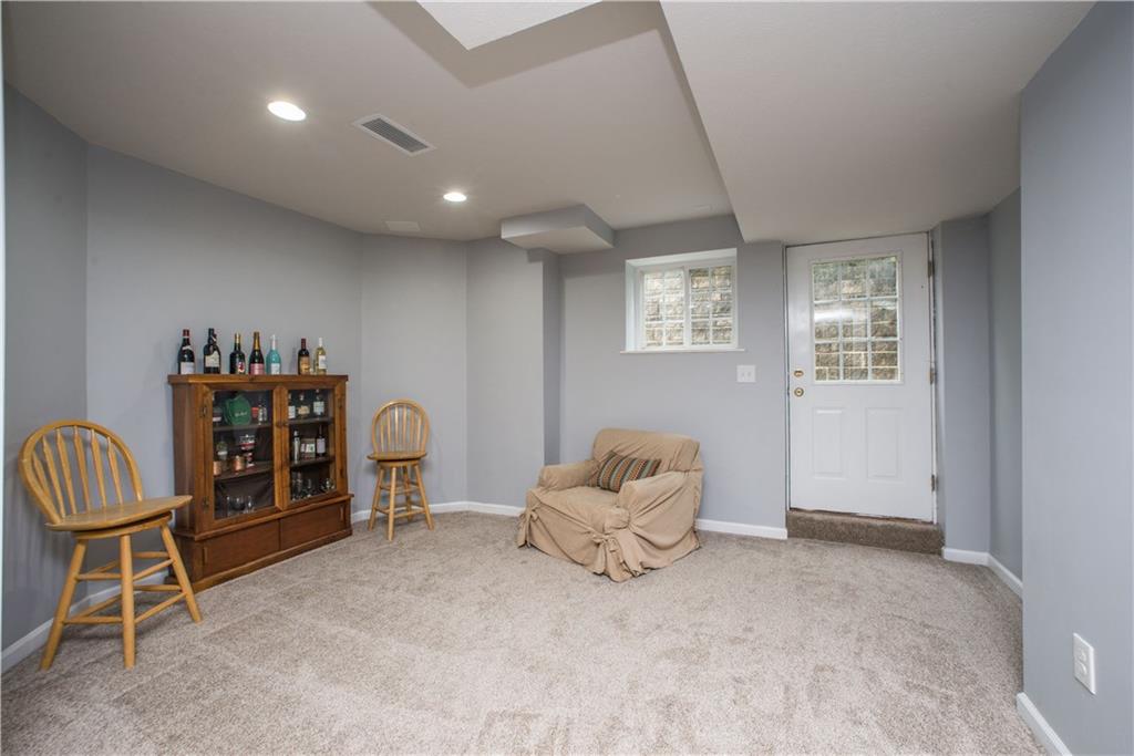 1340 Mayview Road Pittsburgh, PA 15241 - Photo 21 of 25 Gallery Image 21