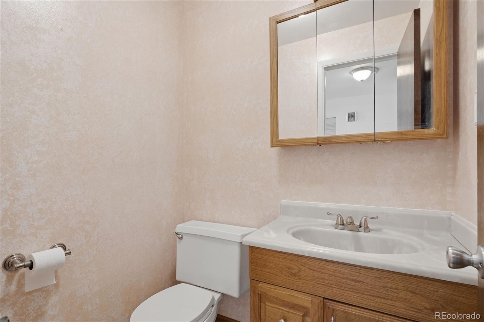 4202 West Rice Place Denver, CO 80236 - Photo 13 of 30