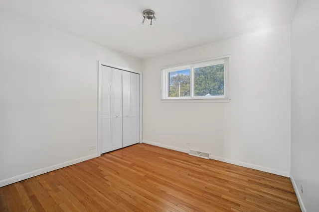 $4,500 | 1037 Heatherfield Lane, Glenview, IL 60025