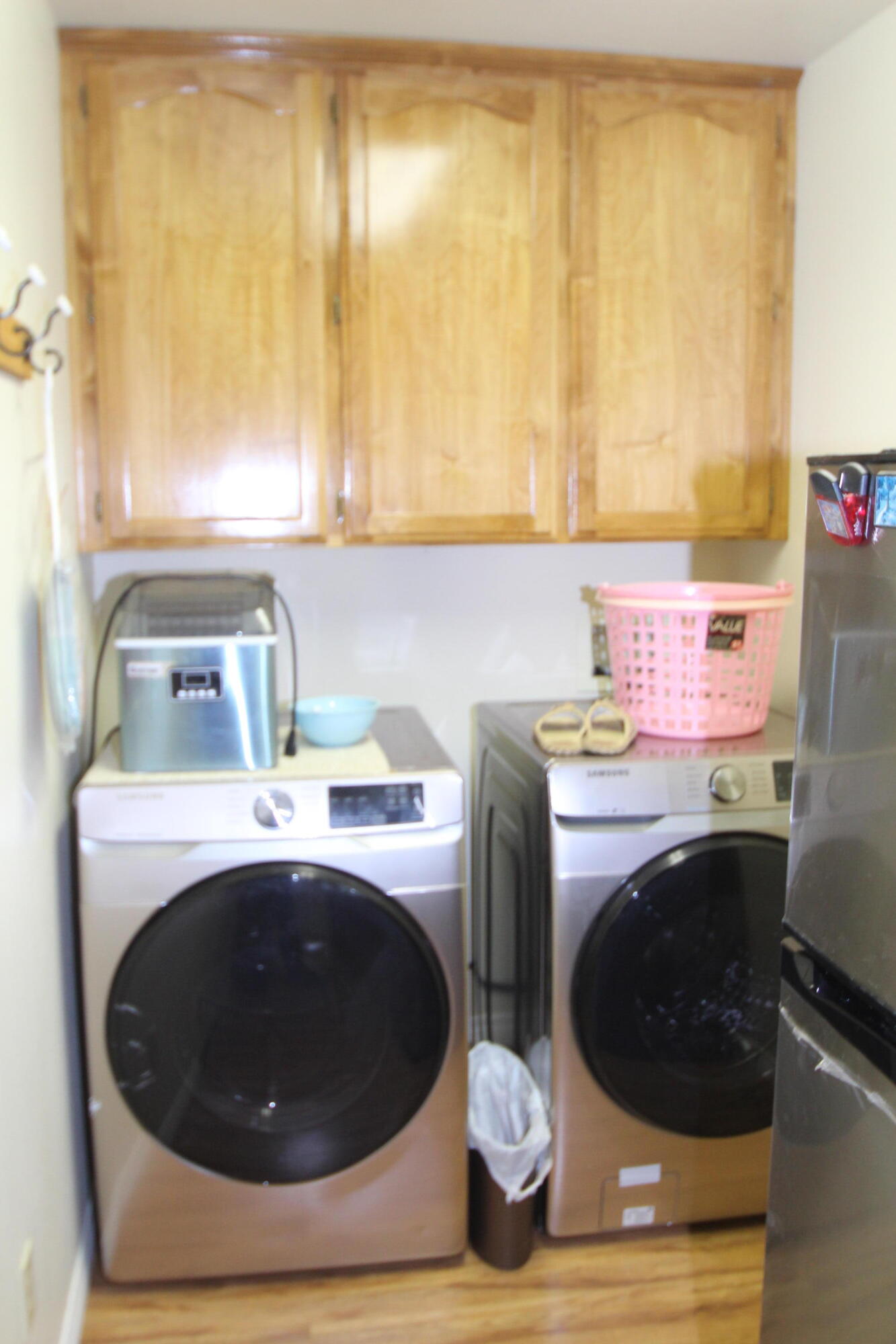265 Pierpoint Drive Springville, CA 93265 - Photo 24 of 49 Laundry room