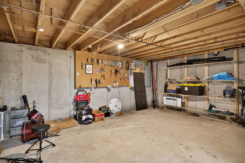 82 Hornbine Road Rehoboth, MA 02769 - Photo 32 of 41