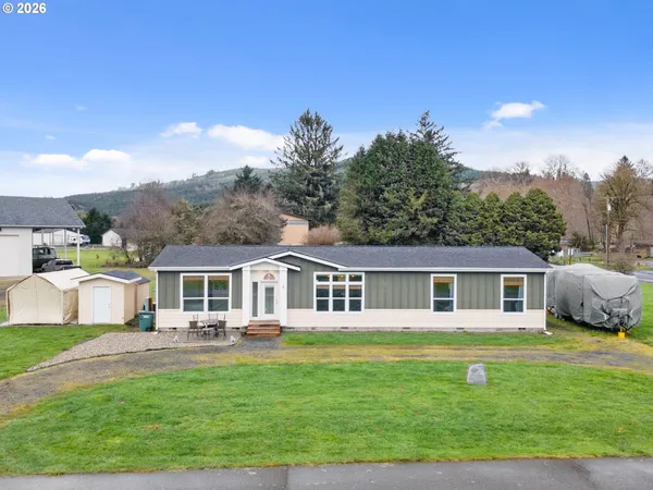 $459,000 | 4 Nature Loop, Cathlamet, WA 98612