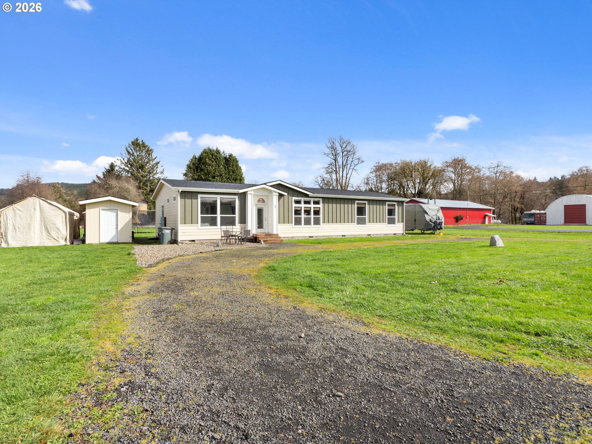 4 Nature Loop Cathlamet, WA 98612 - Photo 3 of 48