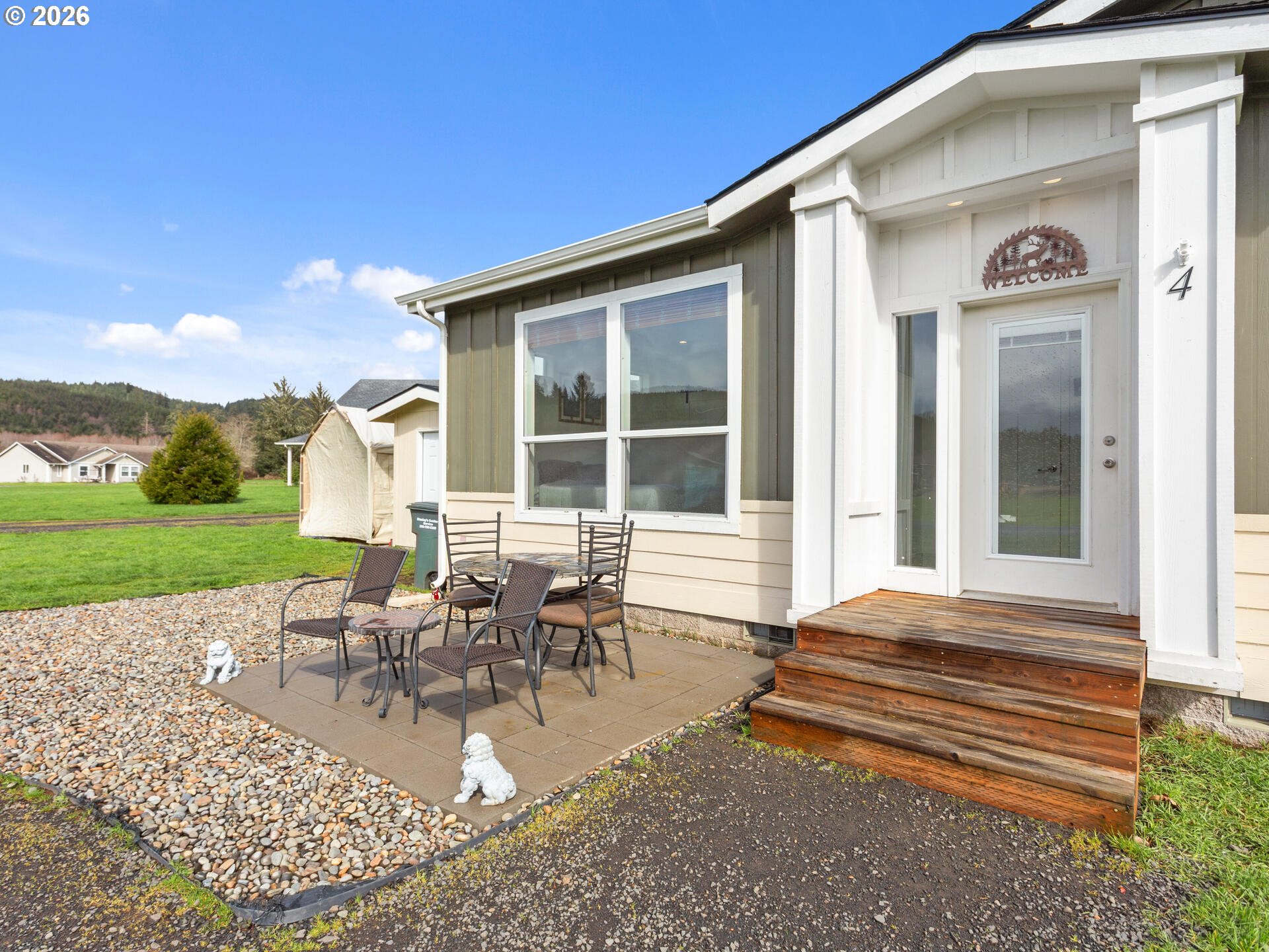 4 Nature Loop Cathlamet, WA 98612 - Photo 8 of 48