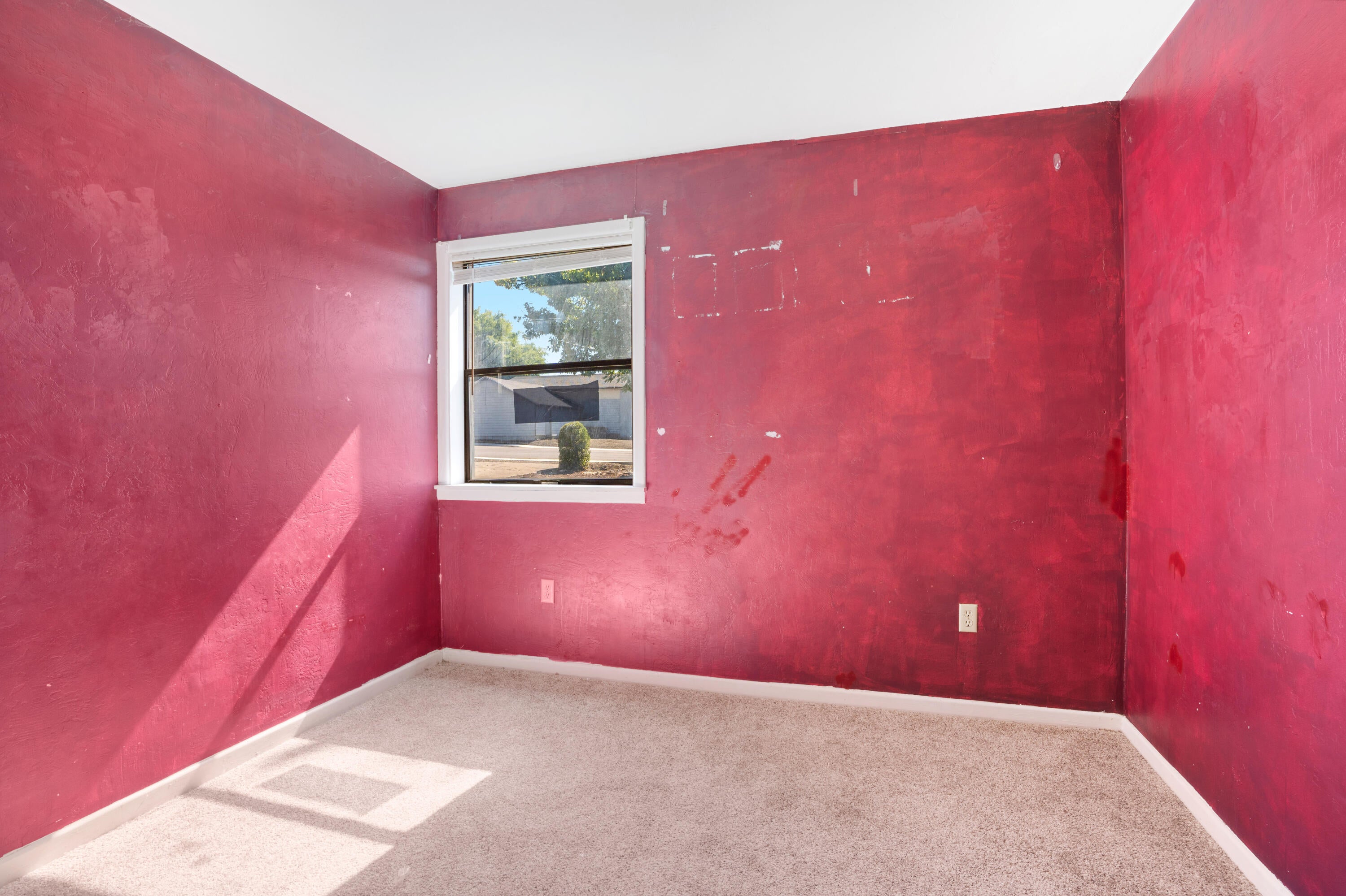233 Barton Road Eagle Point, OR 97524 - Photo 15 of 22 233 Barton Road - Eagle point-46