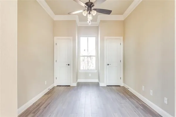 $2,500 | 320 Oar Wood Drive, Granbury, TX 76049