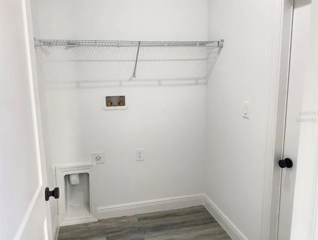 a view of a walk in closet