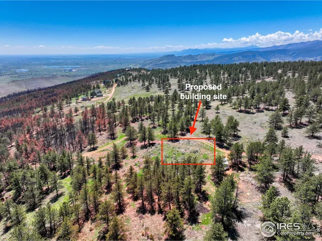 a view of a sky from a lake