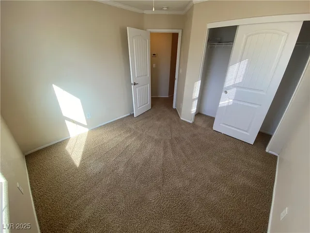 $2,000 | 2081 Artistic Flair Walk, Henderson, NV 89044