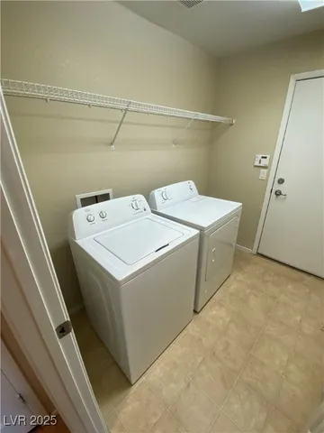 $2,000 | 2081 Artistic Flair Walk, Henderson, NV 89044