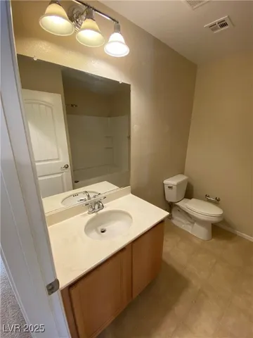 $2,000 | 2081 Artistic Flair Walk, Henderson, NV 89044